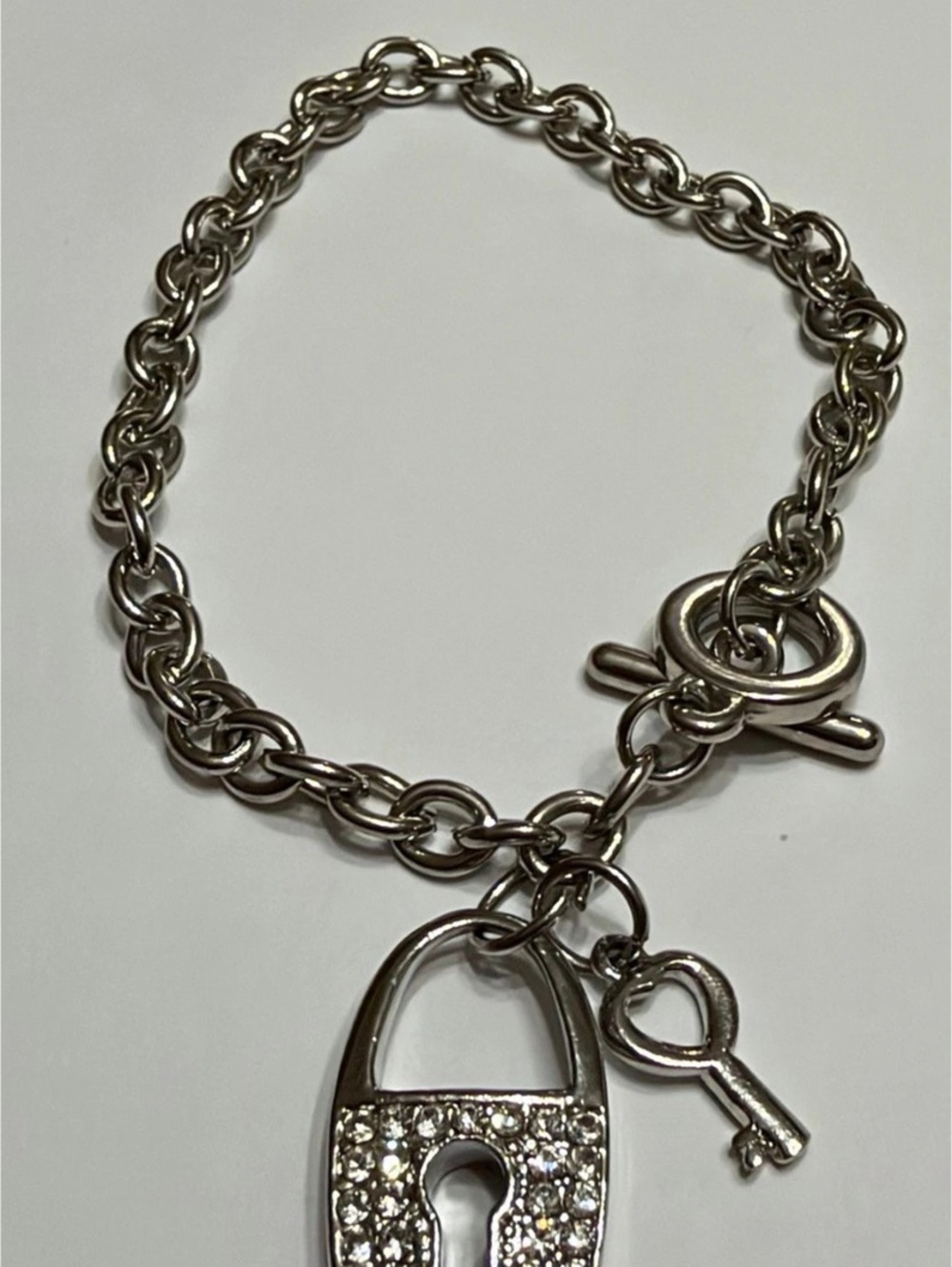 Silver-Tone Padlock & Key Charm Bracelet Like New